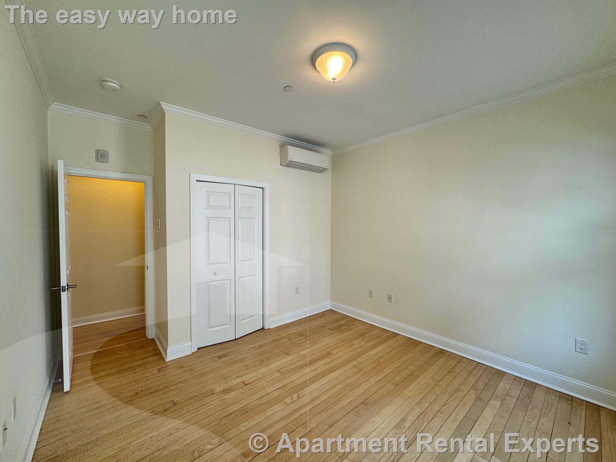 65 Langdon St, Harvard Square