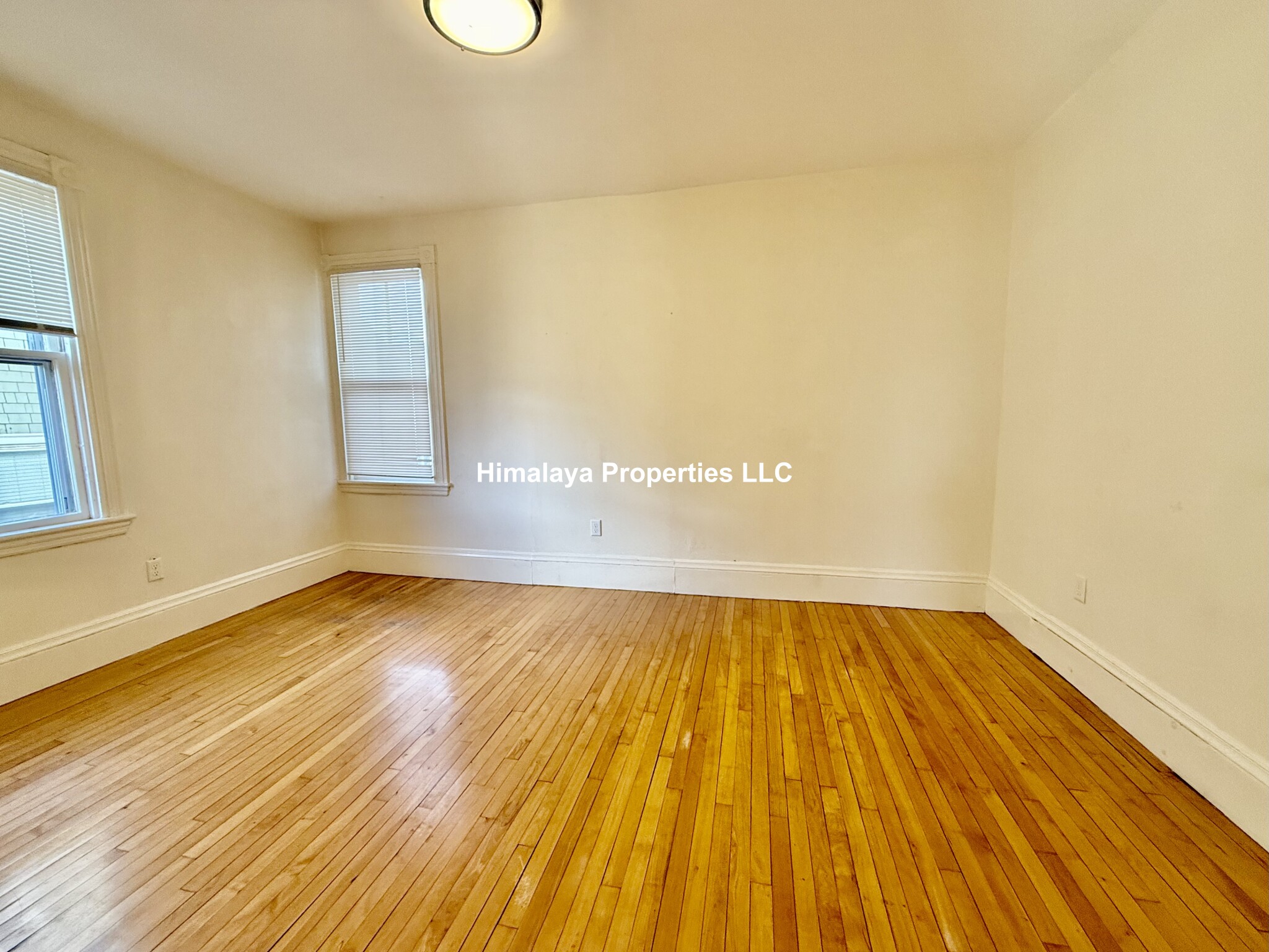 85 College Ave, Davis Square