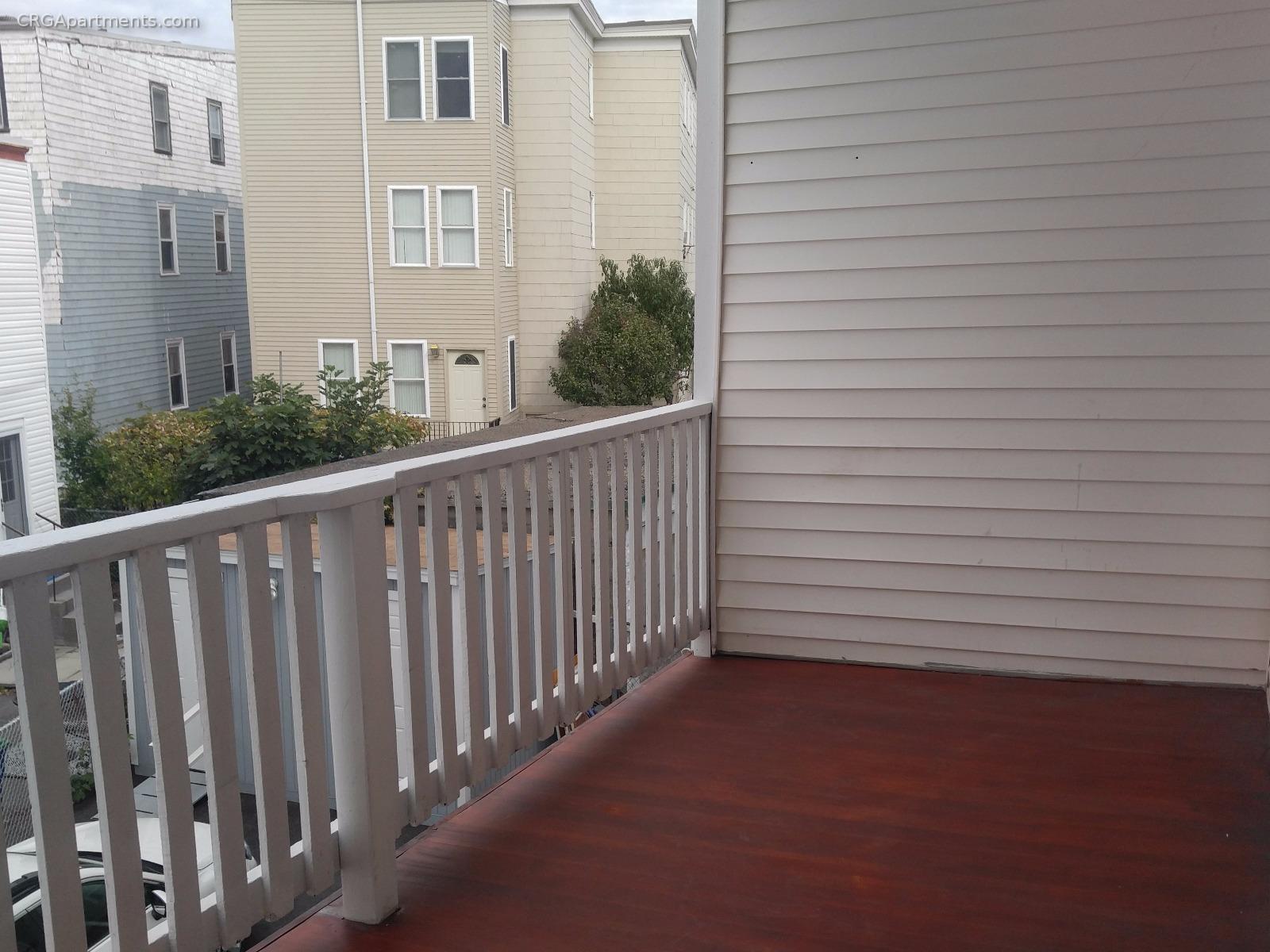 2.5 bed, 1 bath apartment for rent at 69 Newton St Unit 2, Union Square — photo 6 of 17