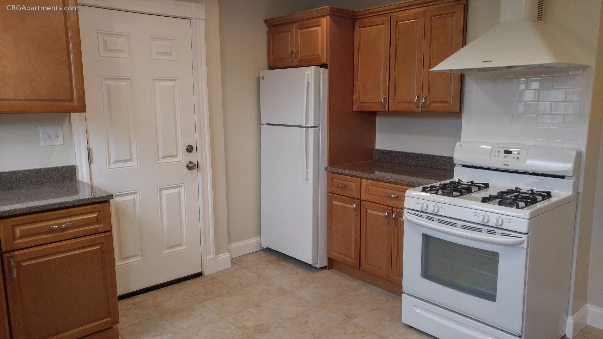 2.5 bed, 1 bath apartment for rent at 69 Newton St Unit 2, Union Square — photo 1 of 17