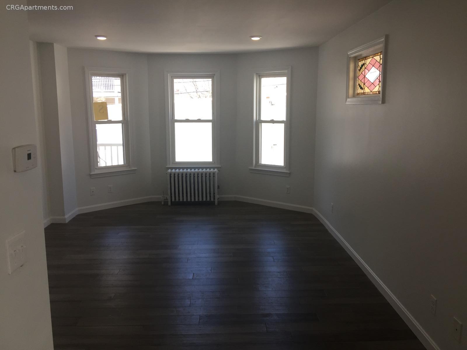 63 Lowell St, Spring Hill