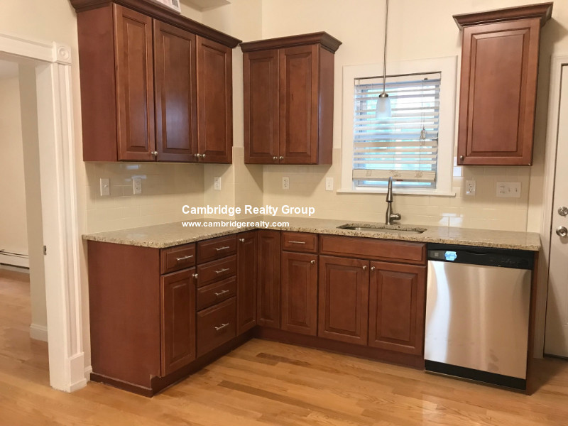 48 Cameron Ave, Teele Square