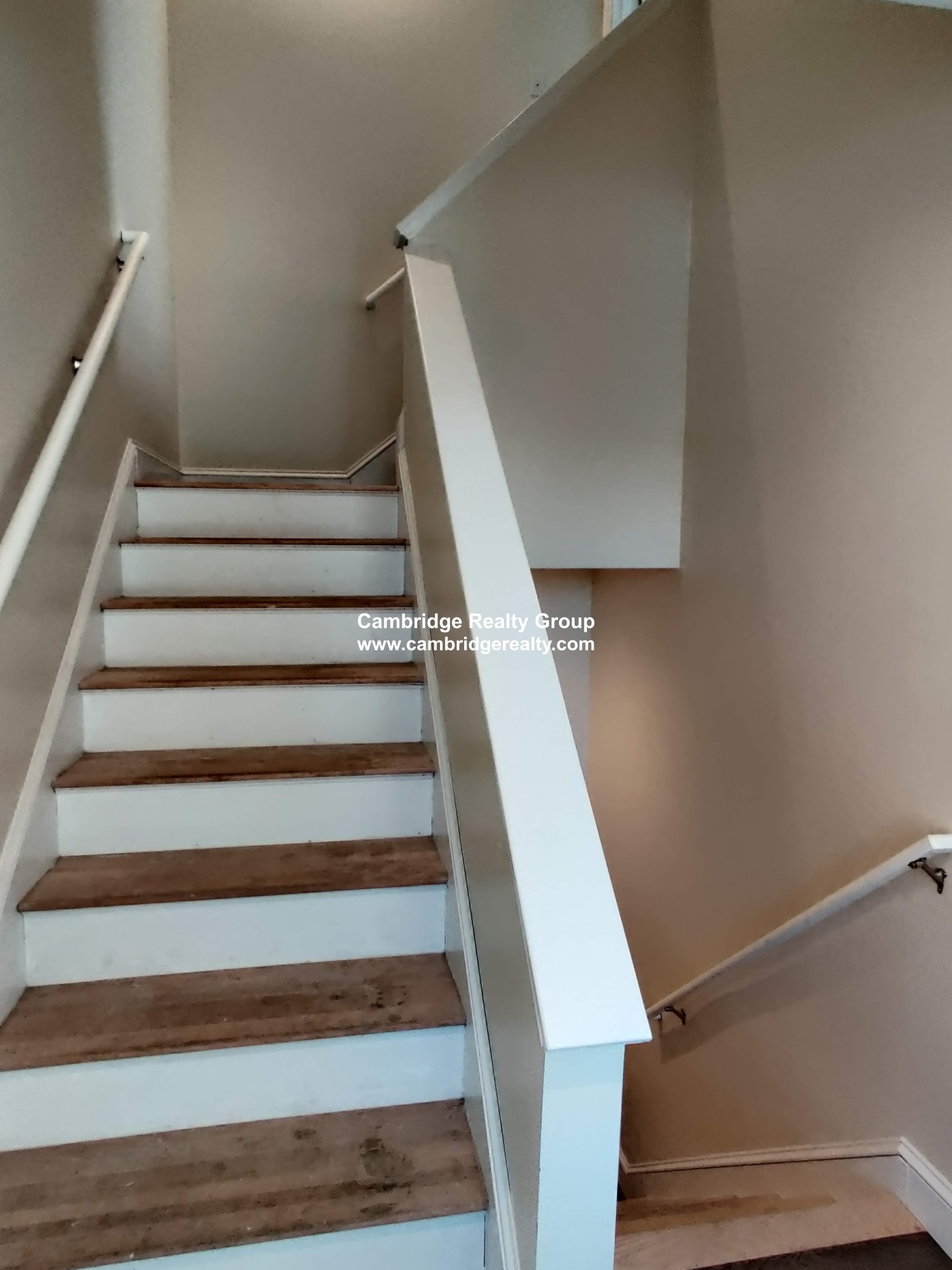 478 Fulton St, Medford