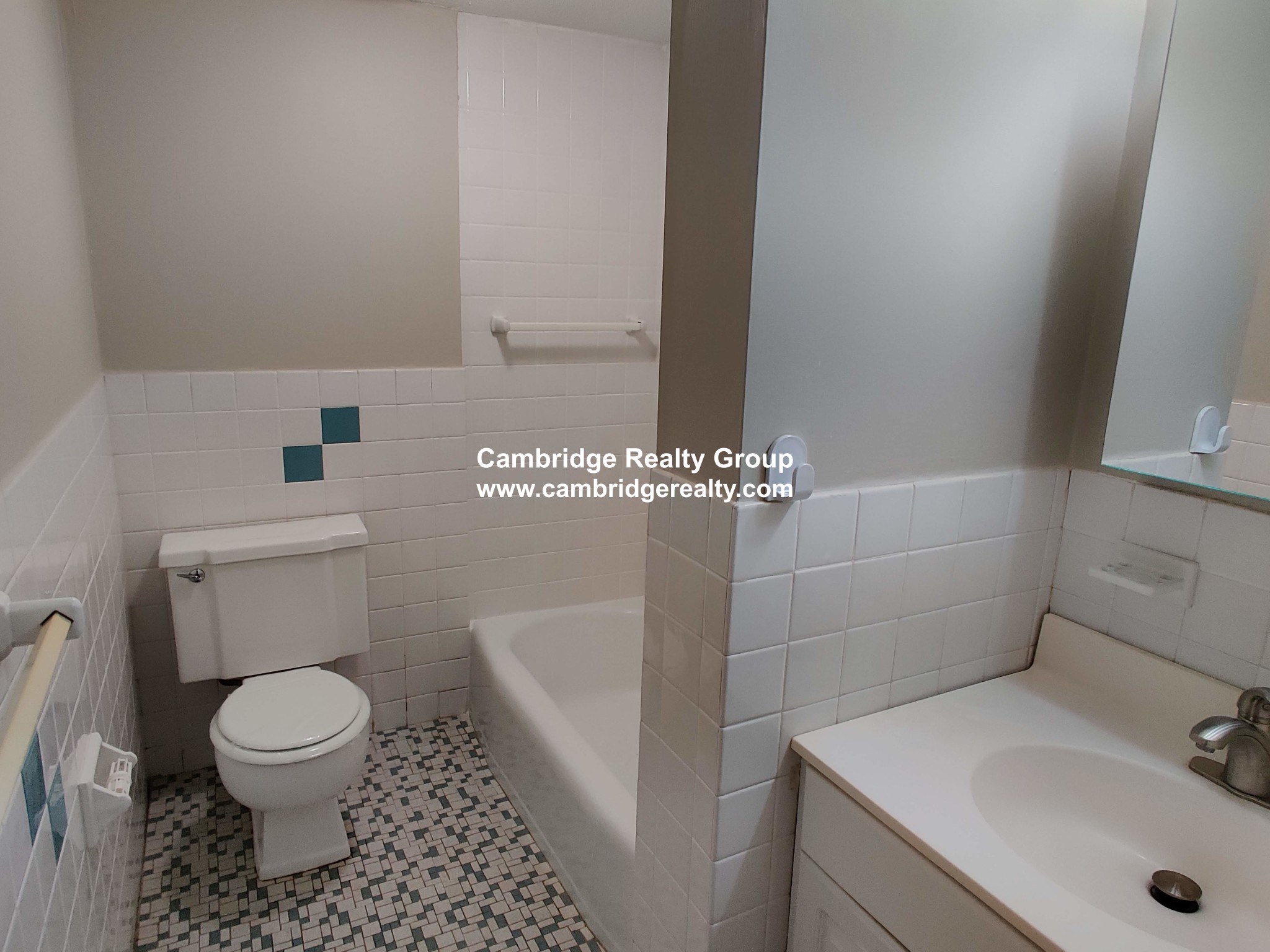 375 Harvard St, Mid-Cambridge