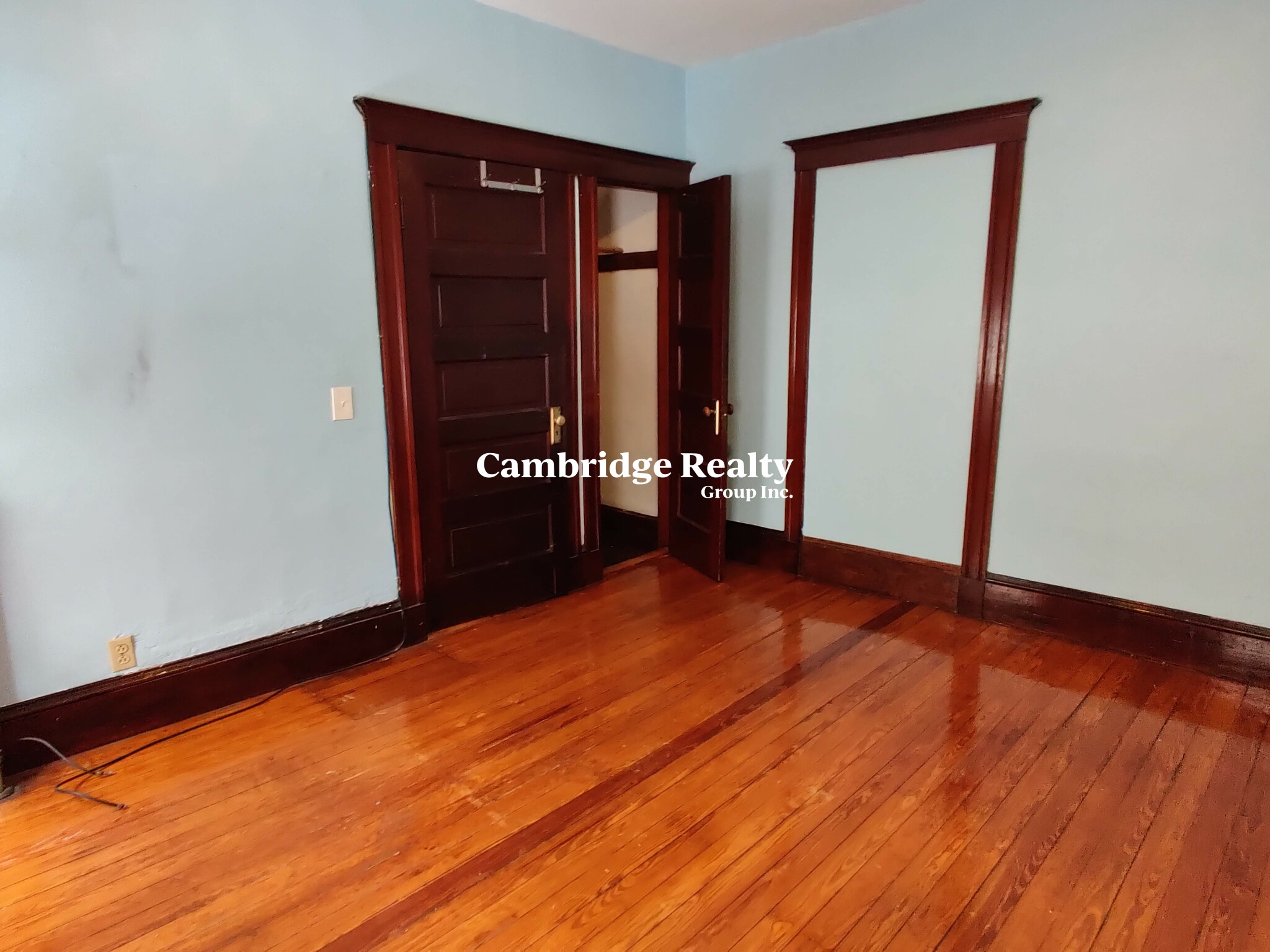 51 Bay State Ave, Powder House Square