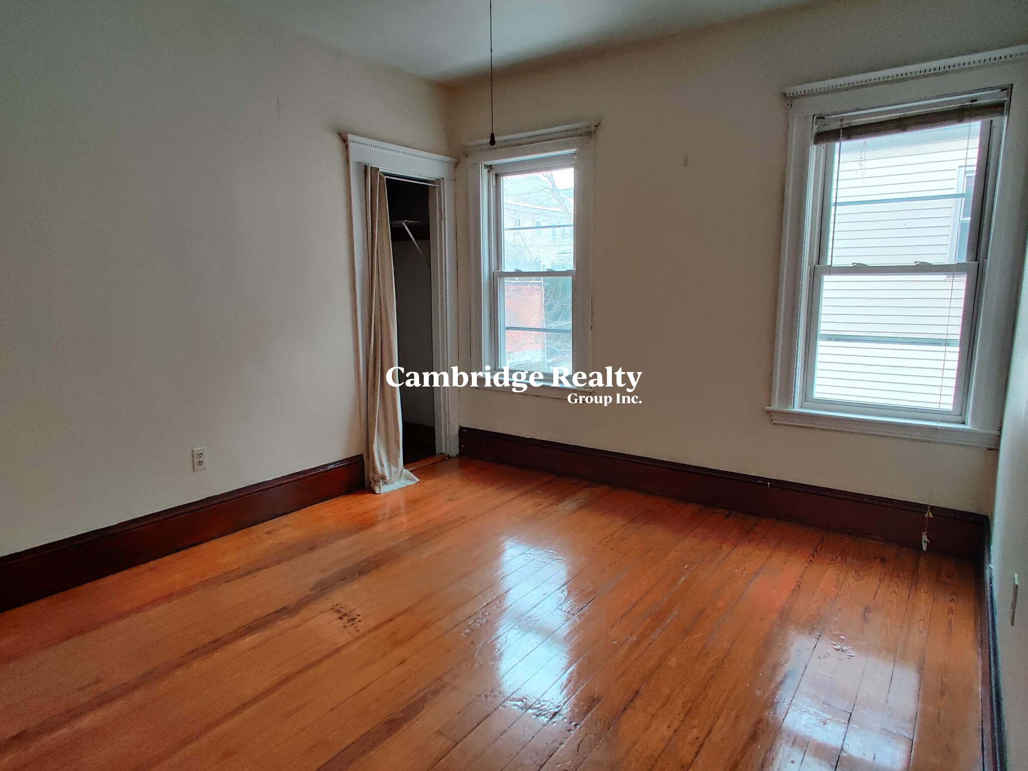 51 Bay State Ave, Powder House Square