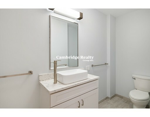 22 Magazine St, Cambridgeport