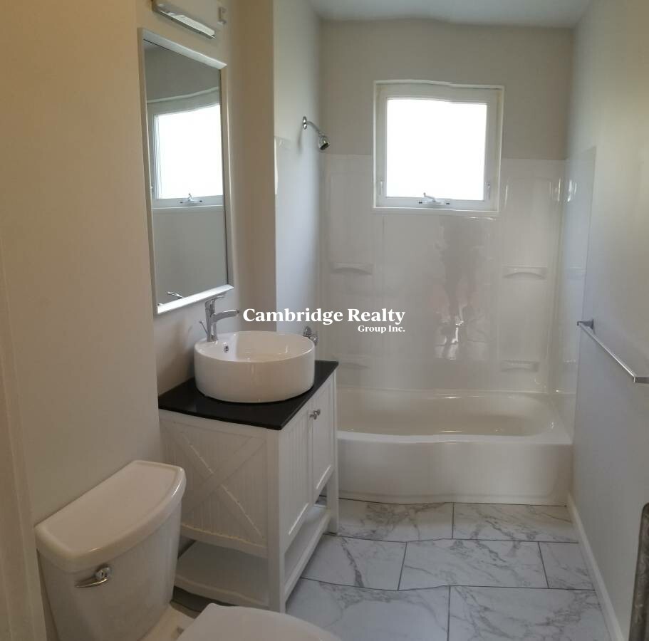 25 Fainwood Circle, Mid-Cambridge