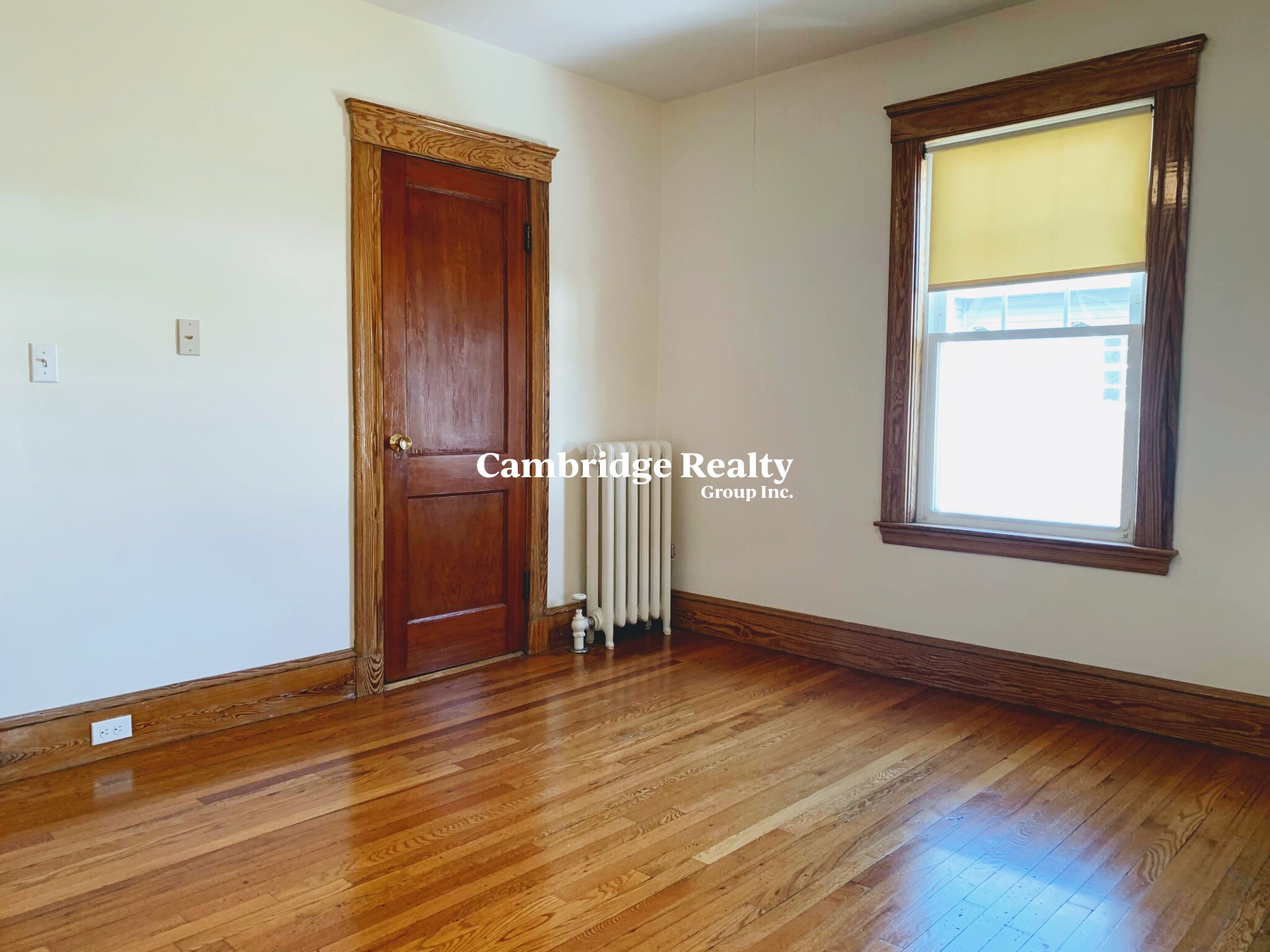 19 Adams St, Arlington