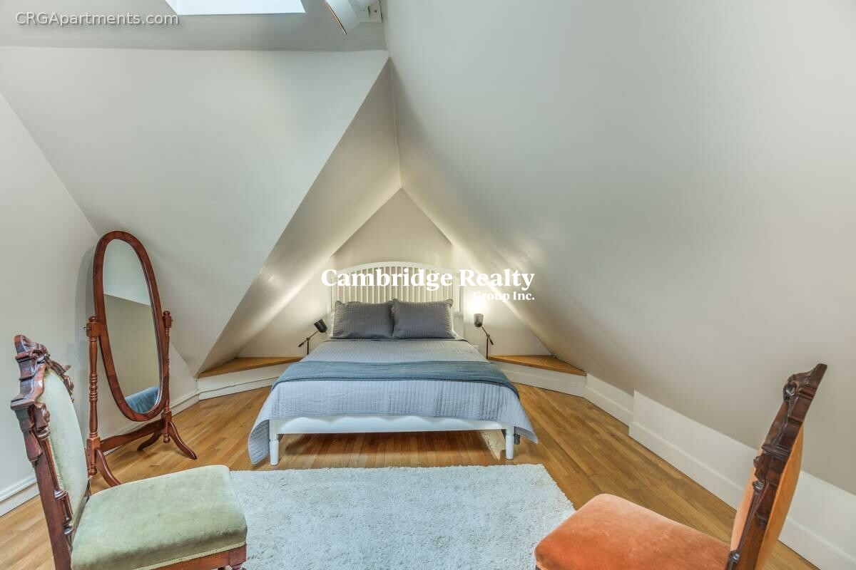 10 Remington St, Mid-Cambridge