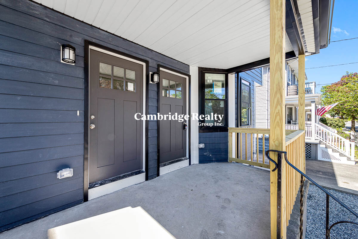 70 Stanley Ave, South Medford