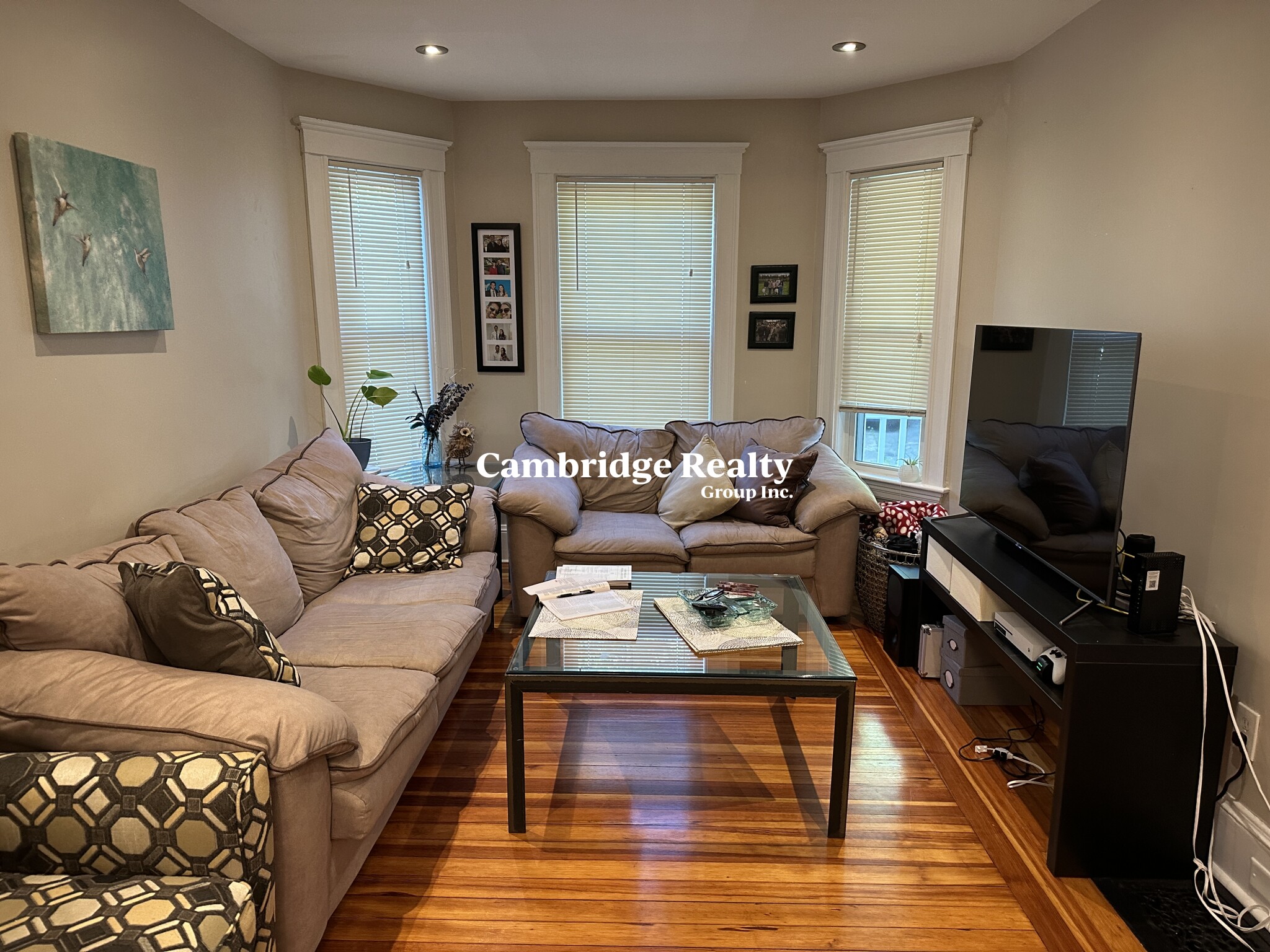 2 bed, 1 bath apartment for rent at 10 Hall St Unit 1, Davis Square — photo 20 of 22