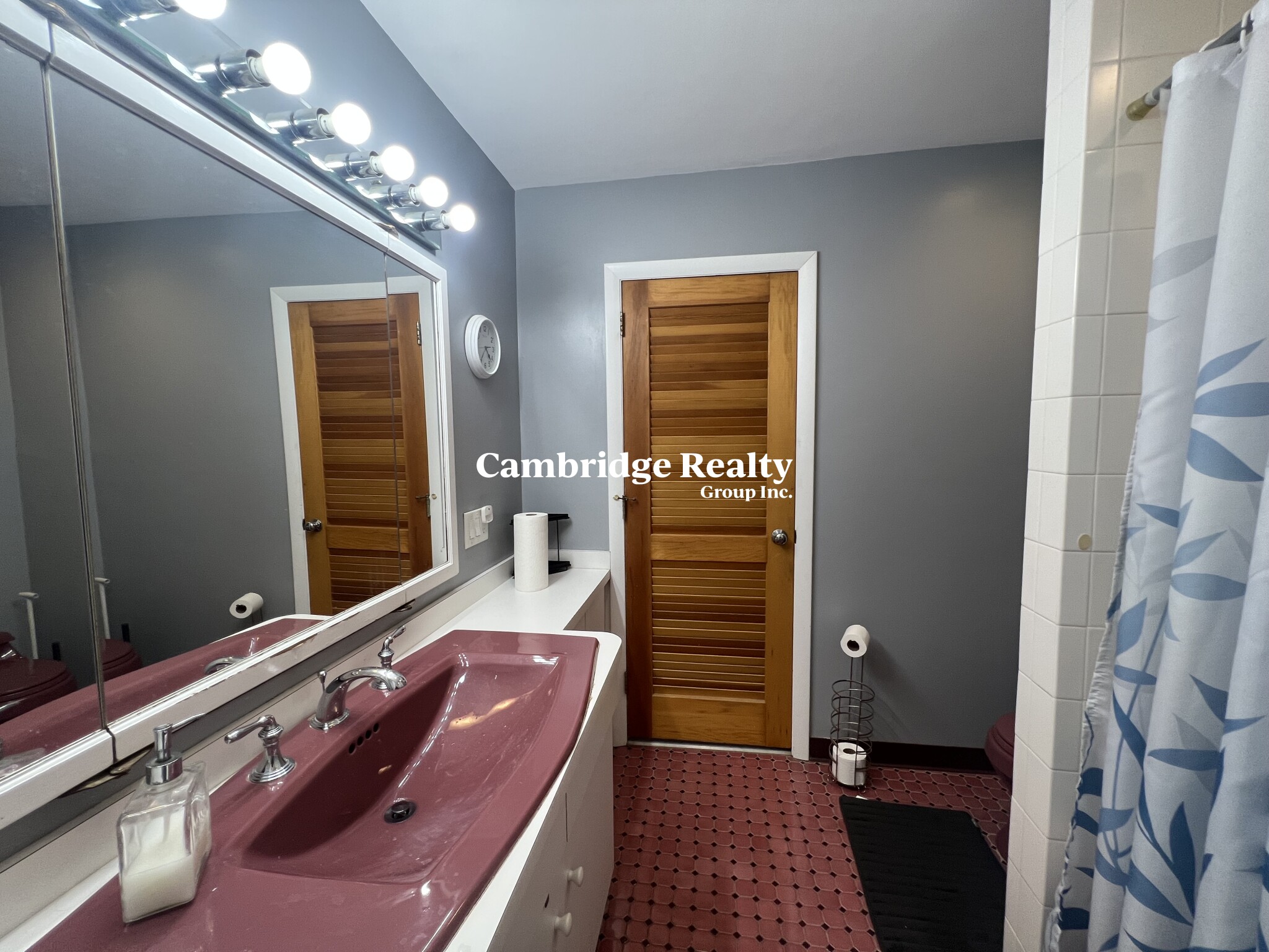 3 bed, 1 bath apartment for rent at 32 Winchester St Unit 1, Medford Hillside — photo 11 of 25
