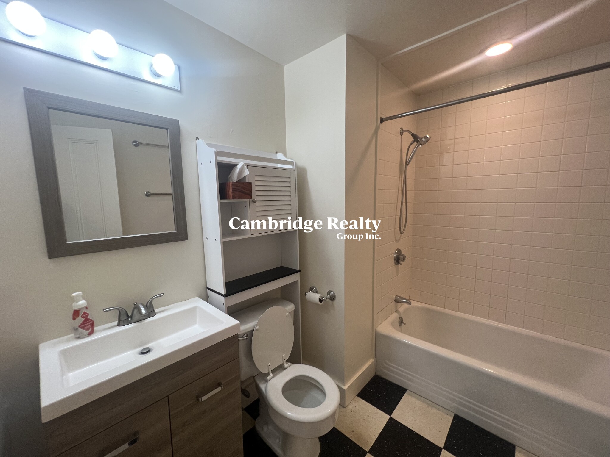 2 bed, 1 bath apartment for rent at 306 Harvard St Unit 2, Mid Cambridge — photo 7 of 42