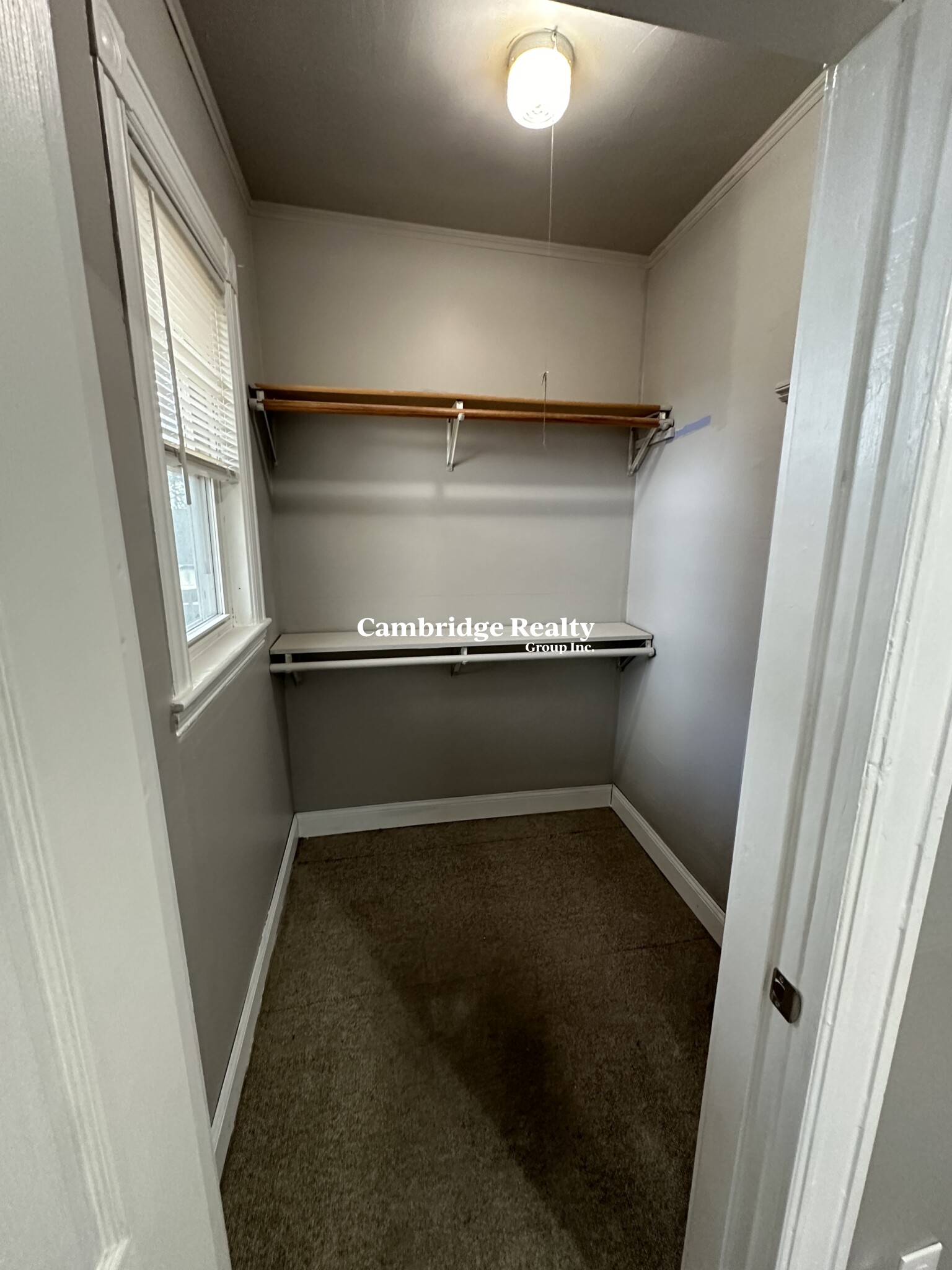 10 Farragut Ave, West Somerville