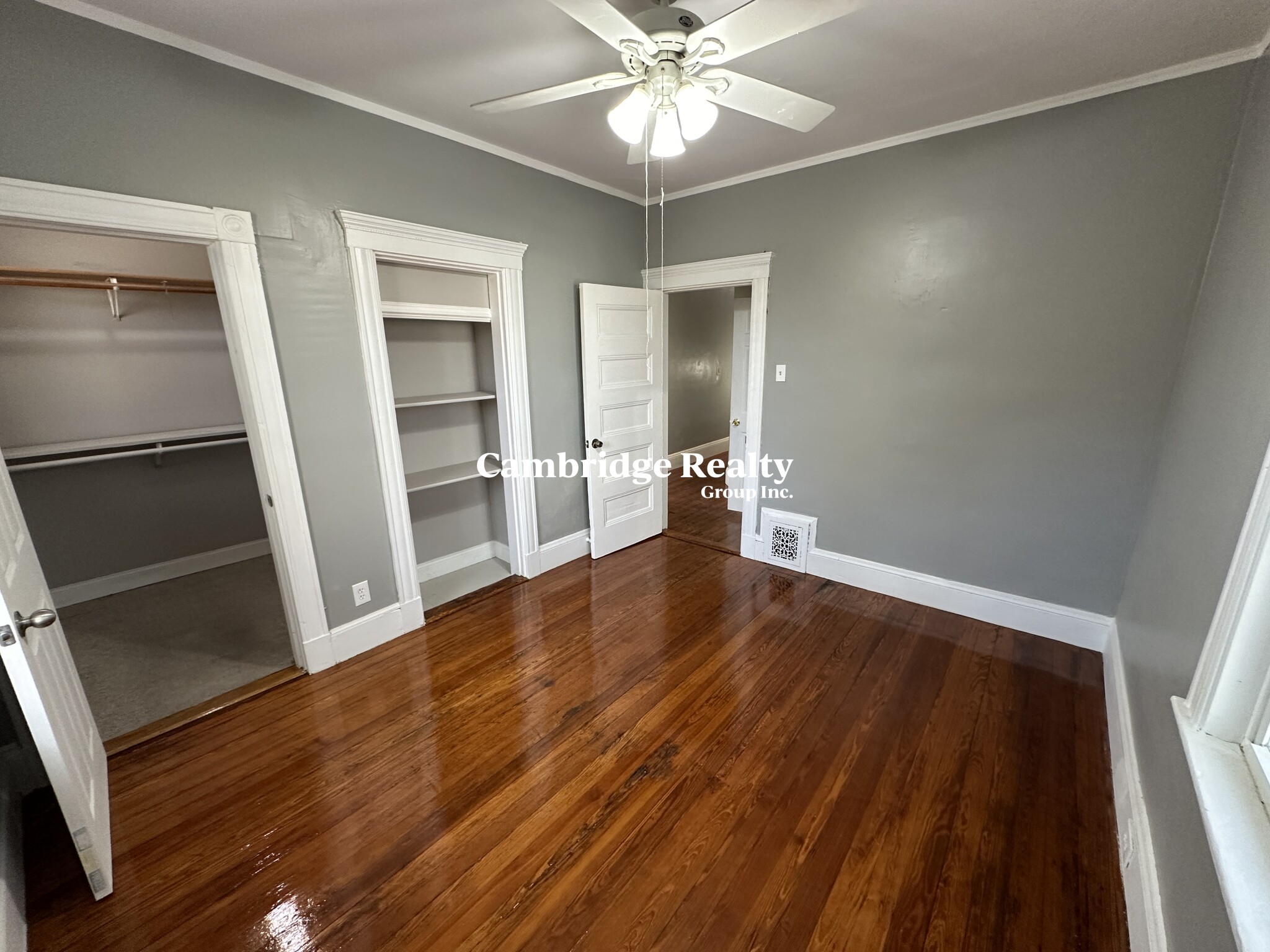 10 Farragut Ave, West Somerville