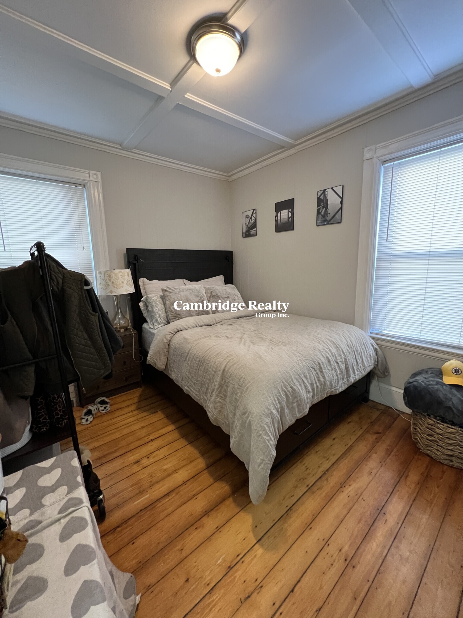 381 Highland Ave, Powder House Square