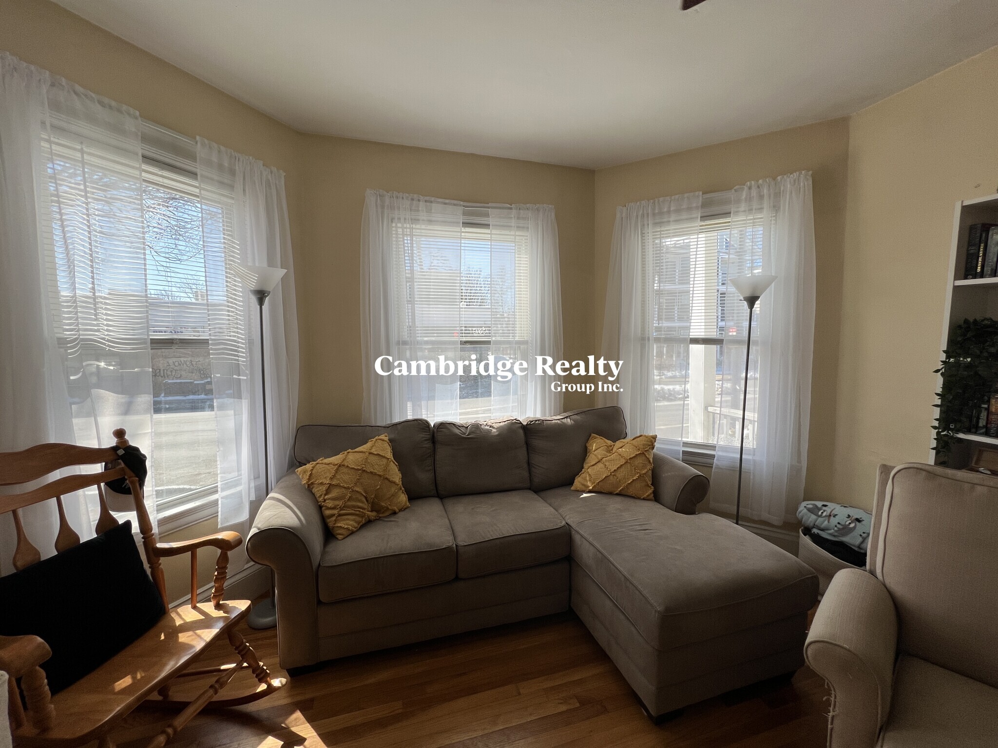 381 Highland Ave, Powder House Square