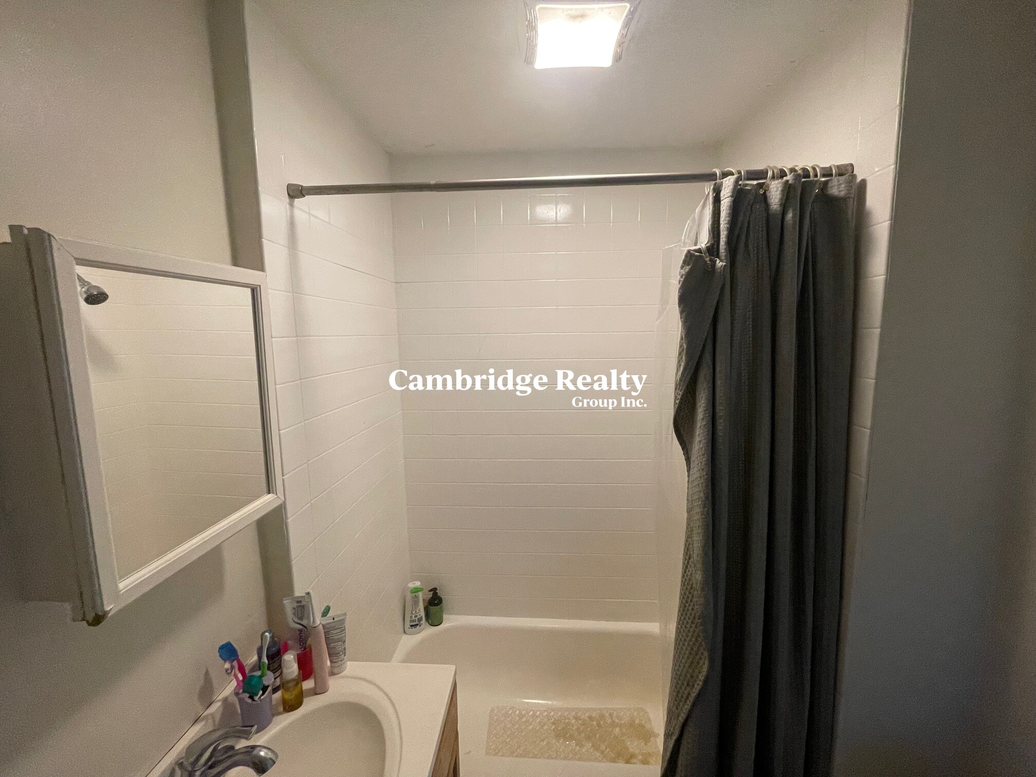 14 Fairmount St, Medford