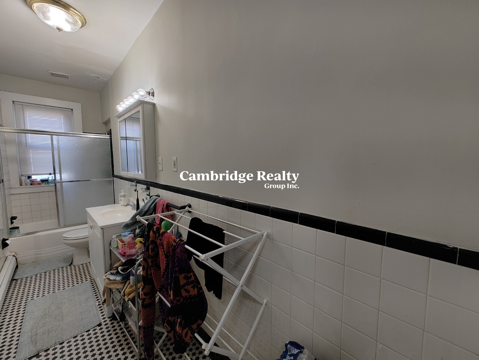 313 Cambridge St, East Cambridge