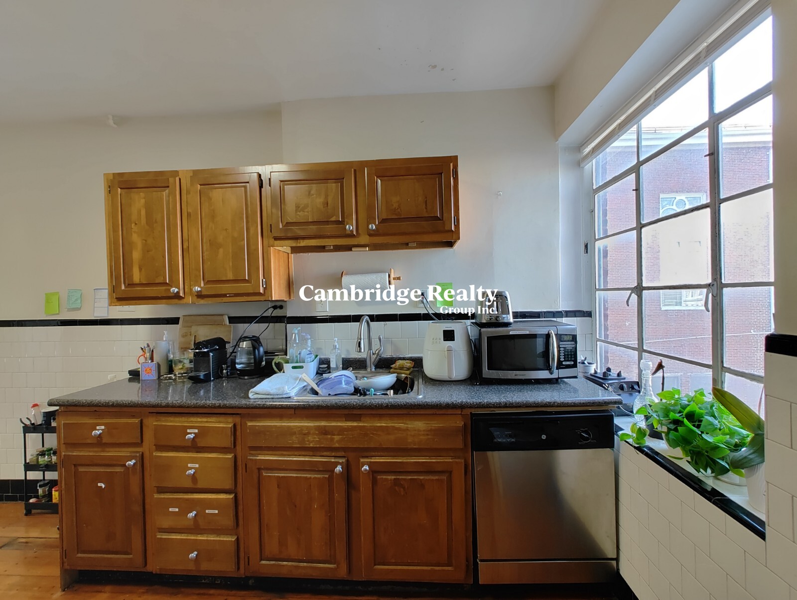 313 Cambridge St, East Cambridge