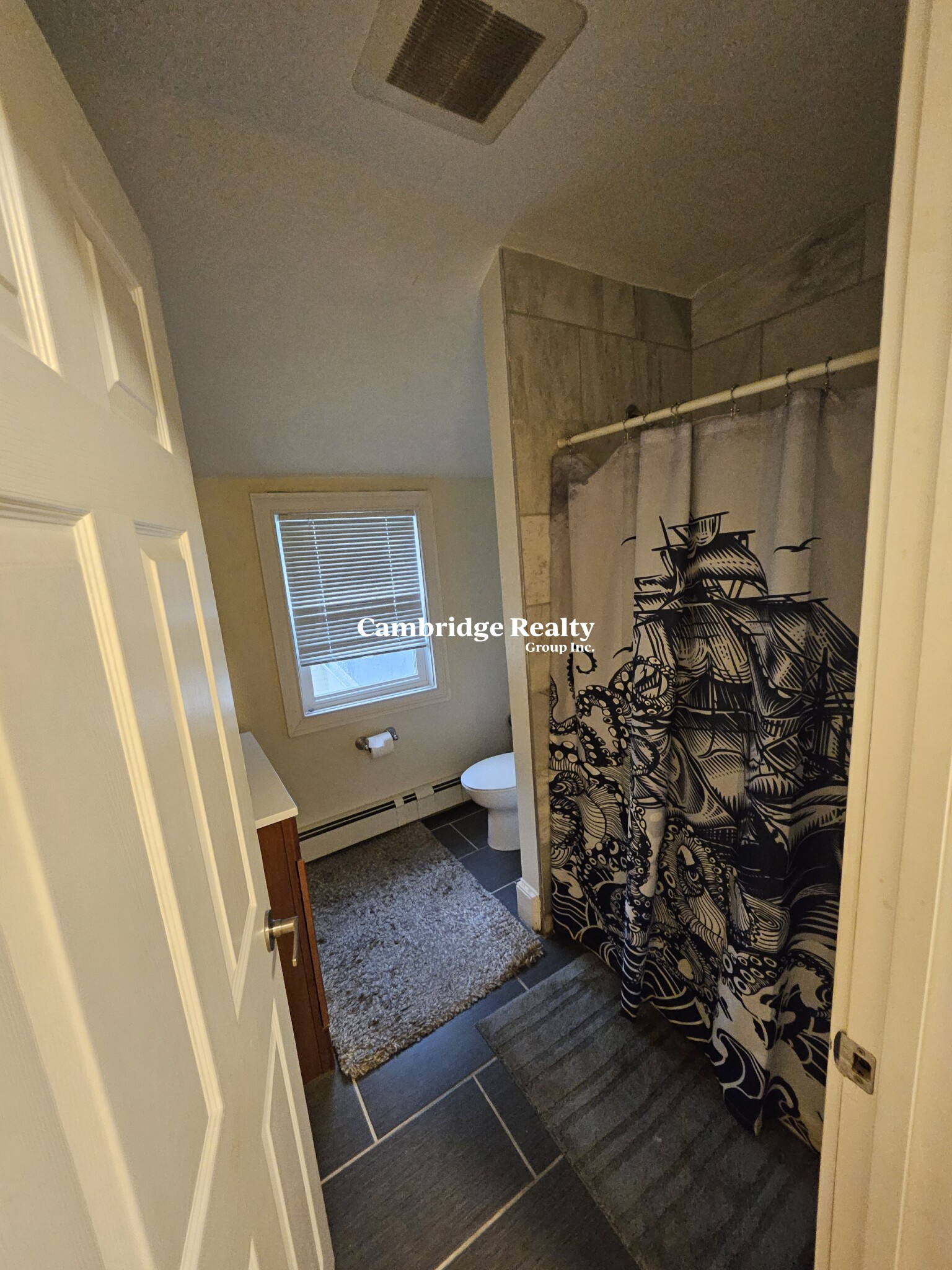 5 bed, 3 bath apartment for rent at 11 Winter Hill Rd Unit 2, South Medford — photo 20 of 29