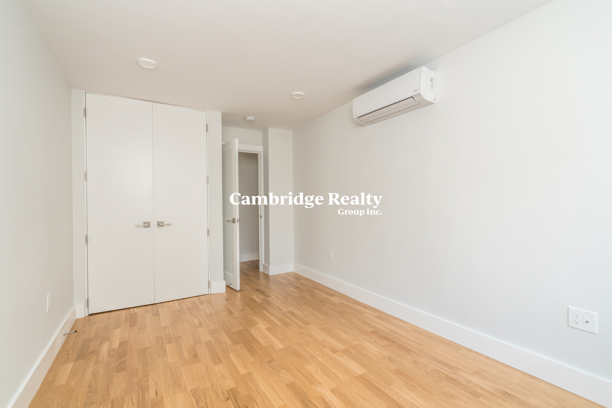 334 Harvard St, Mid-Cambridge