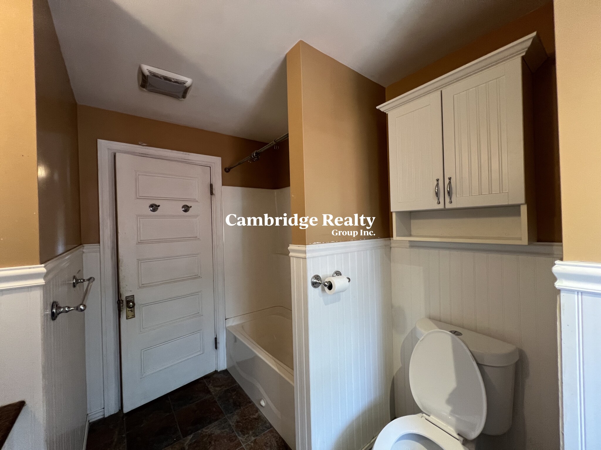 22 Grand View Ave, Prospect Hill