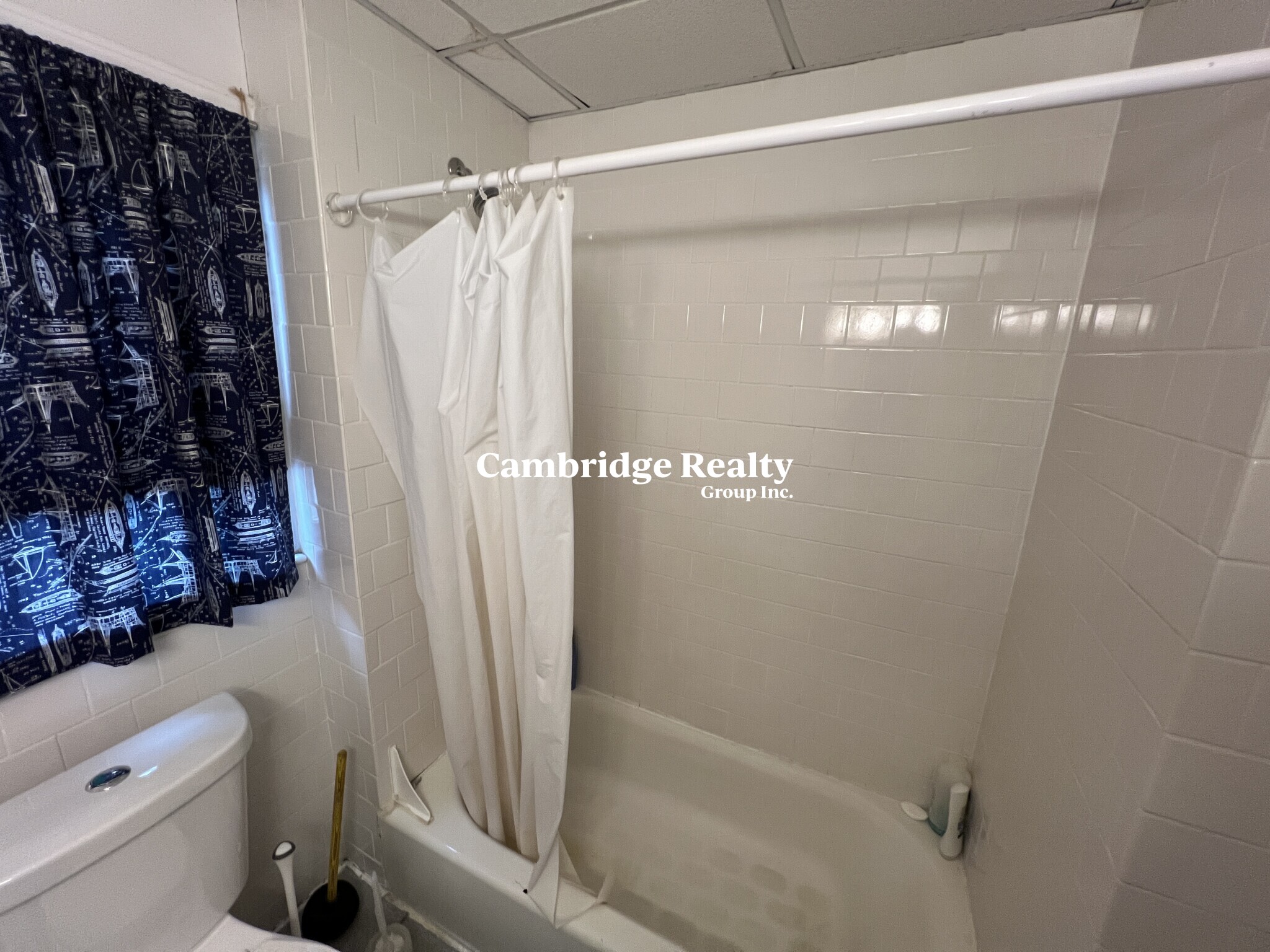 35 Cameron Ave, Teele Square