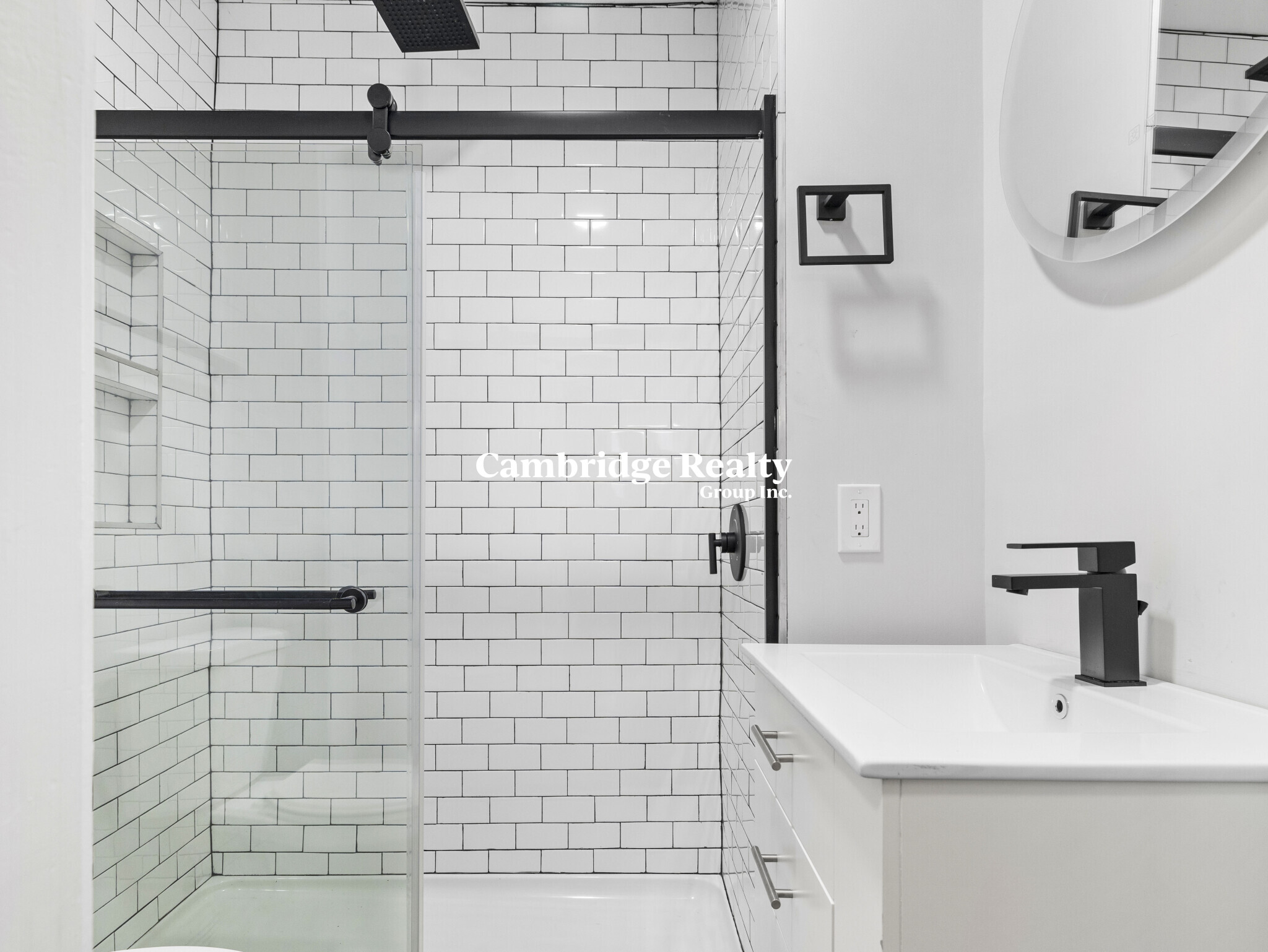 7 Dickson St, Teele Square