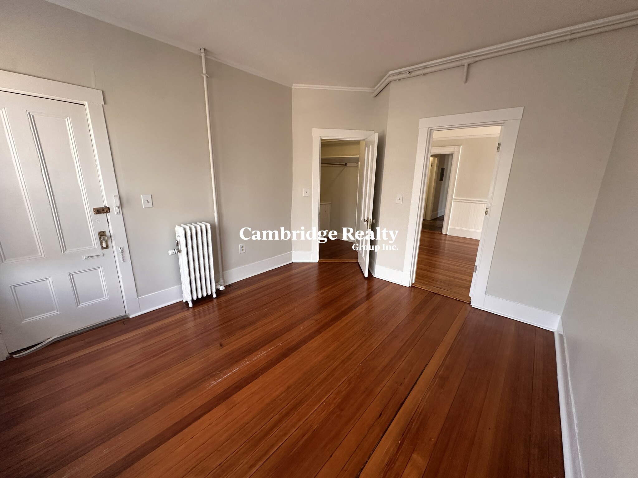 1039 Massachusetts Ave, Harvard Square