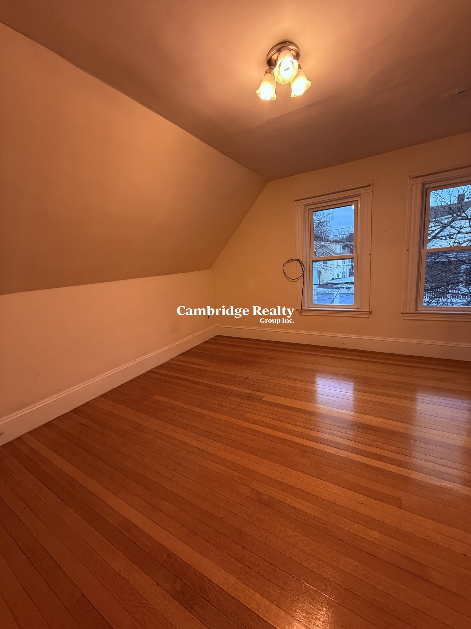 47 Waterhouse St, West Somerville