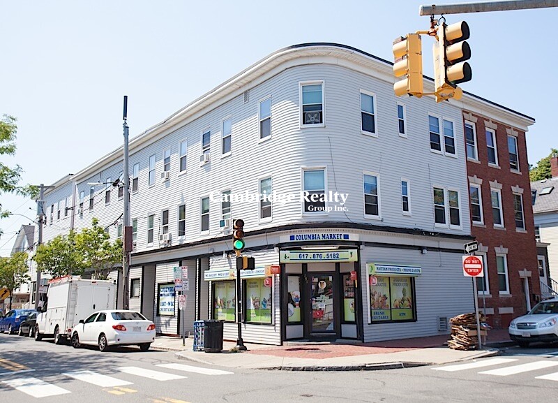 145 Columbia St, The Port