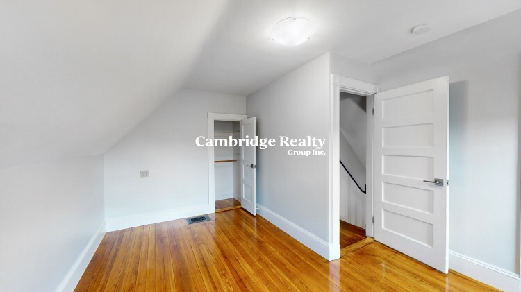 57 Hawthorne St, Davis Square