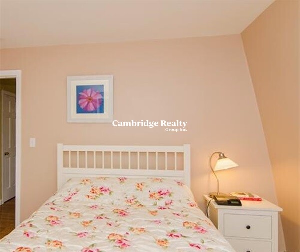 45 School St, Spring Hill