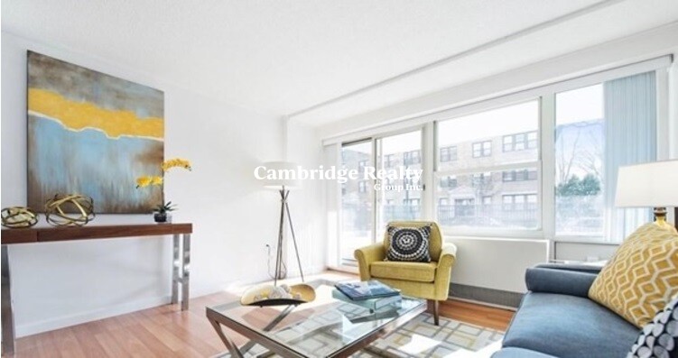 295 Harvard St, Mid-Cambridge