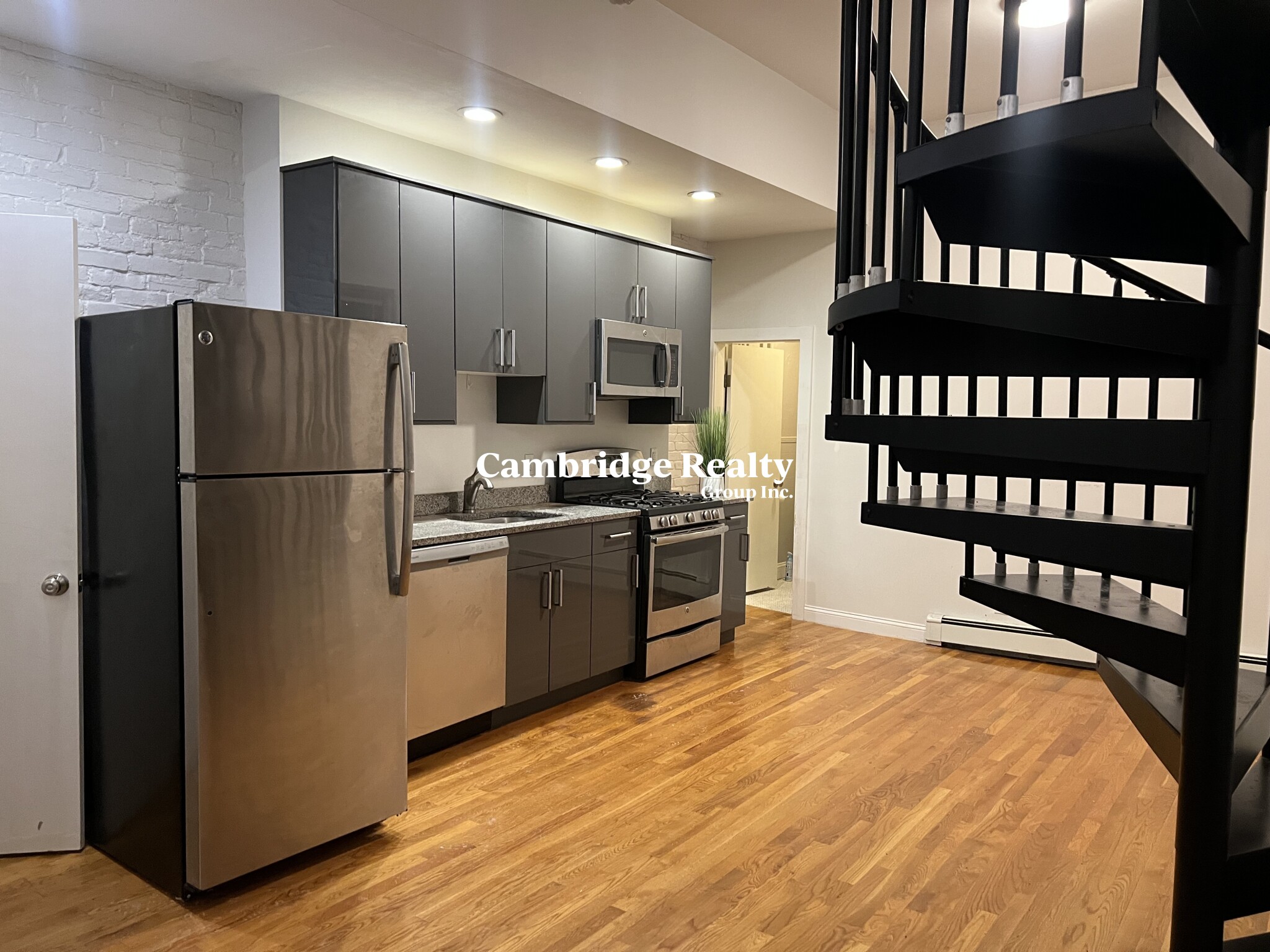 918 Cambridge St, Inman Square