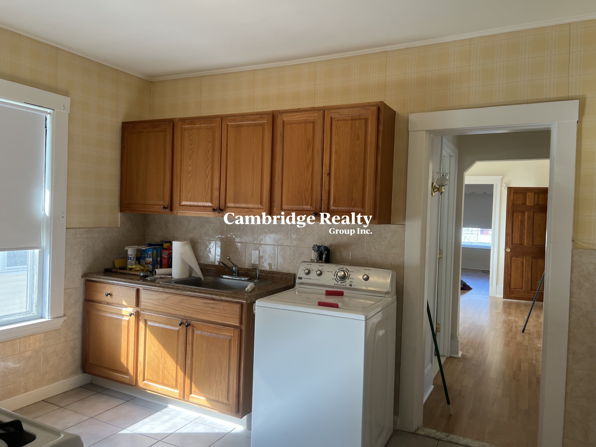 96 West Adams St, West Somerville