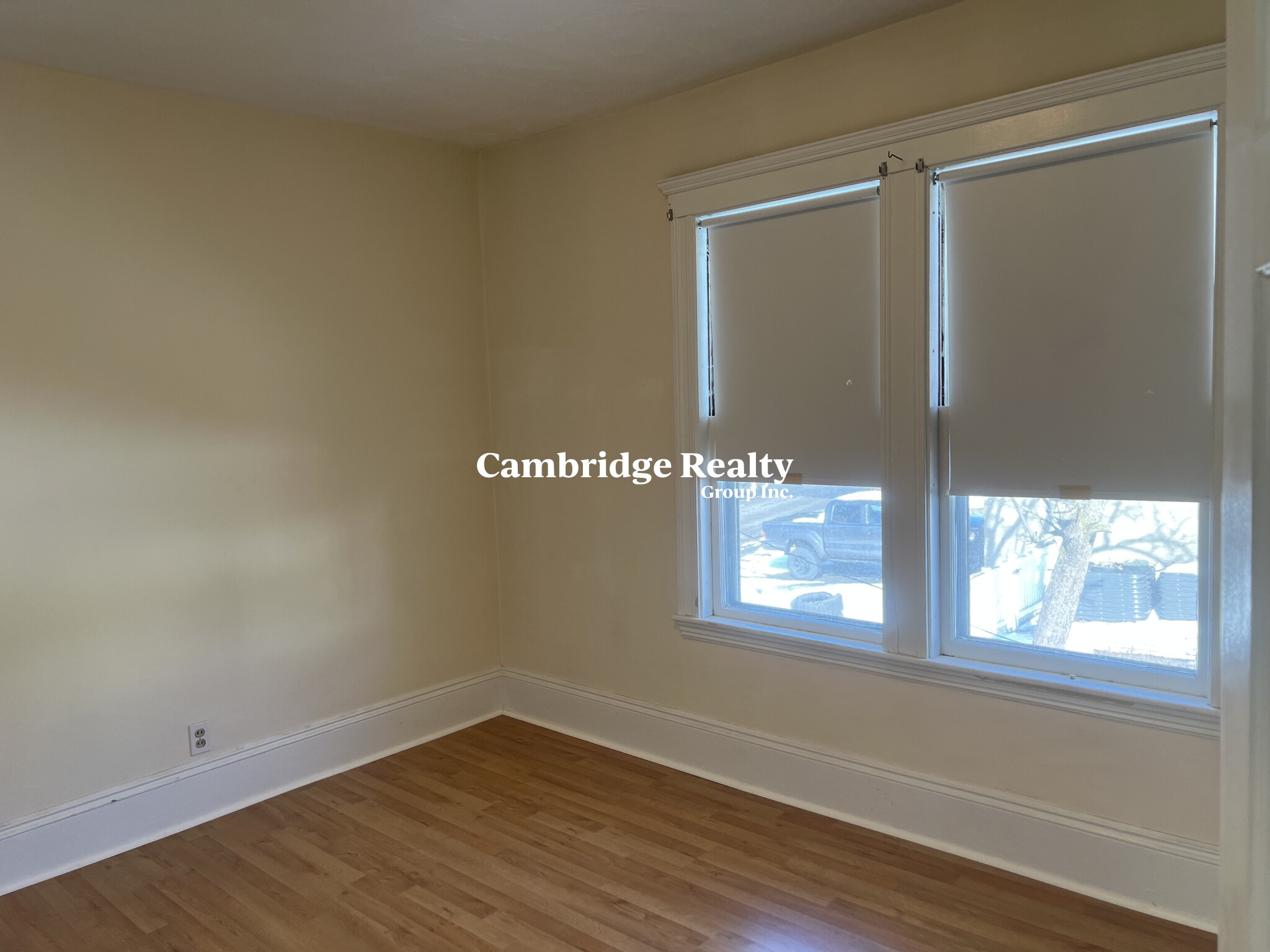 96 West Adams St, West Somerville