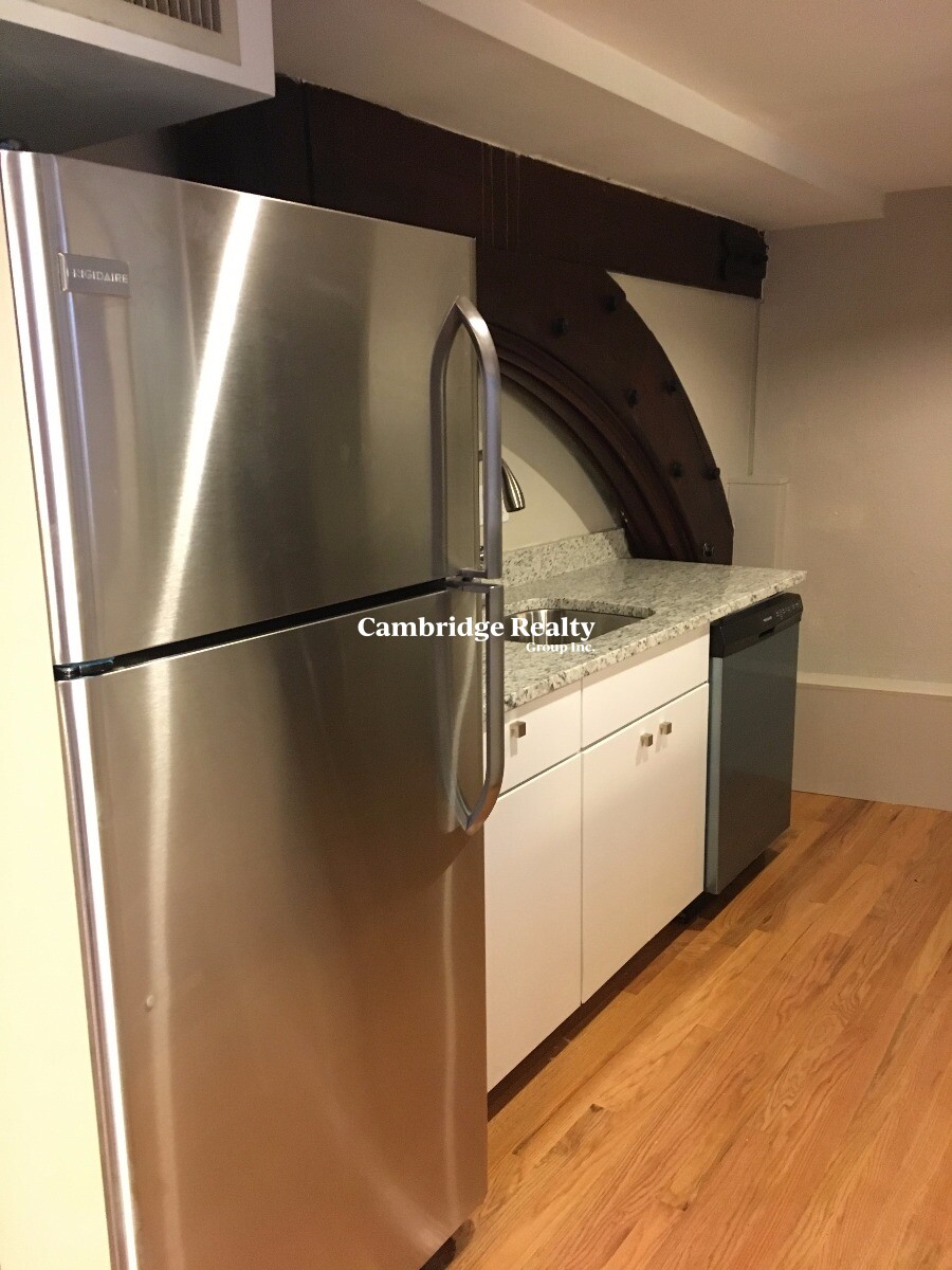 17 Bow St, Prospect Hill