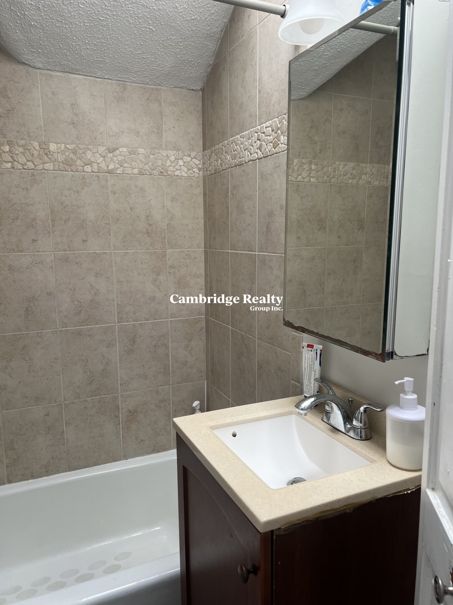 44 Berkeley St, Spring Hill