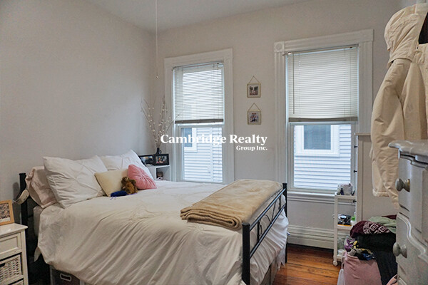 335 Beacon St, Ward Two