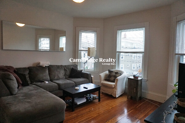 335 Beacon St, Ward Two