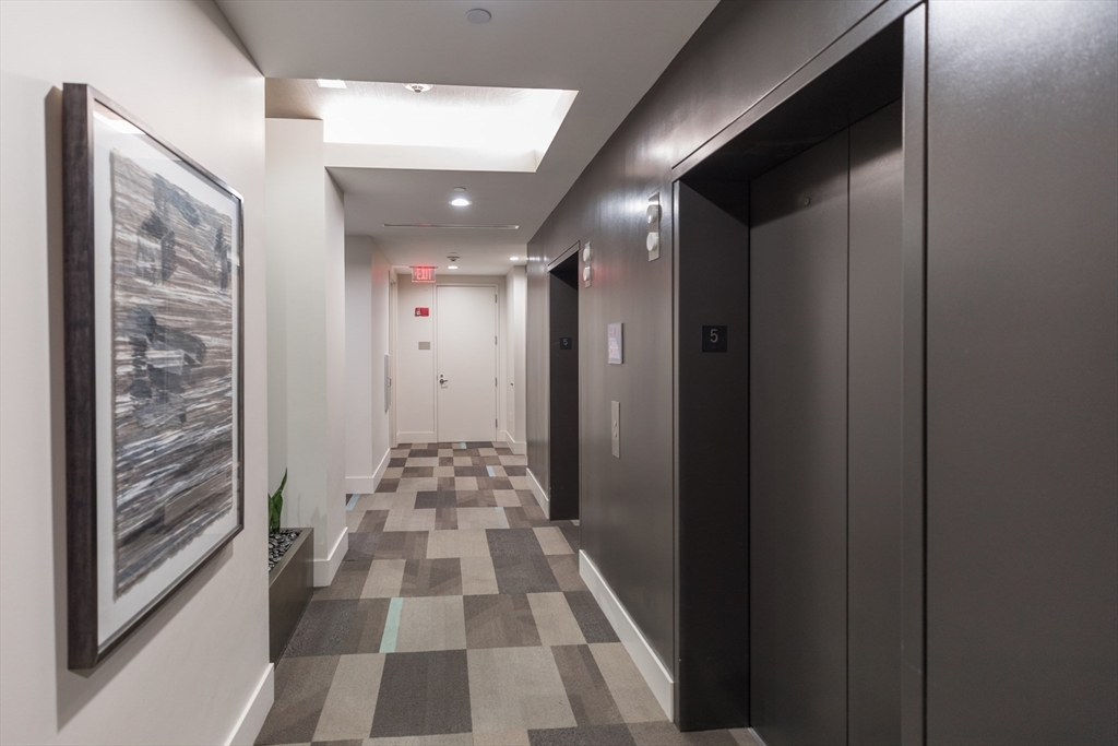 285 Columbus Ave, Back Bay