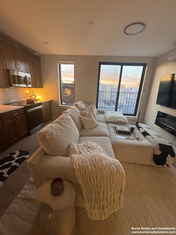 400 W Broadway, South Boston