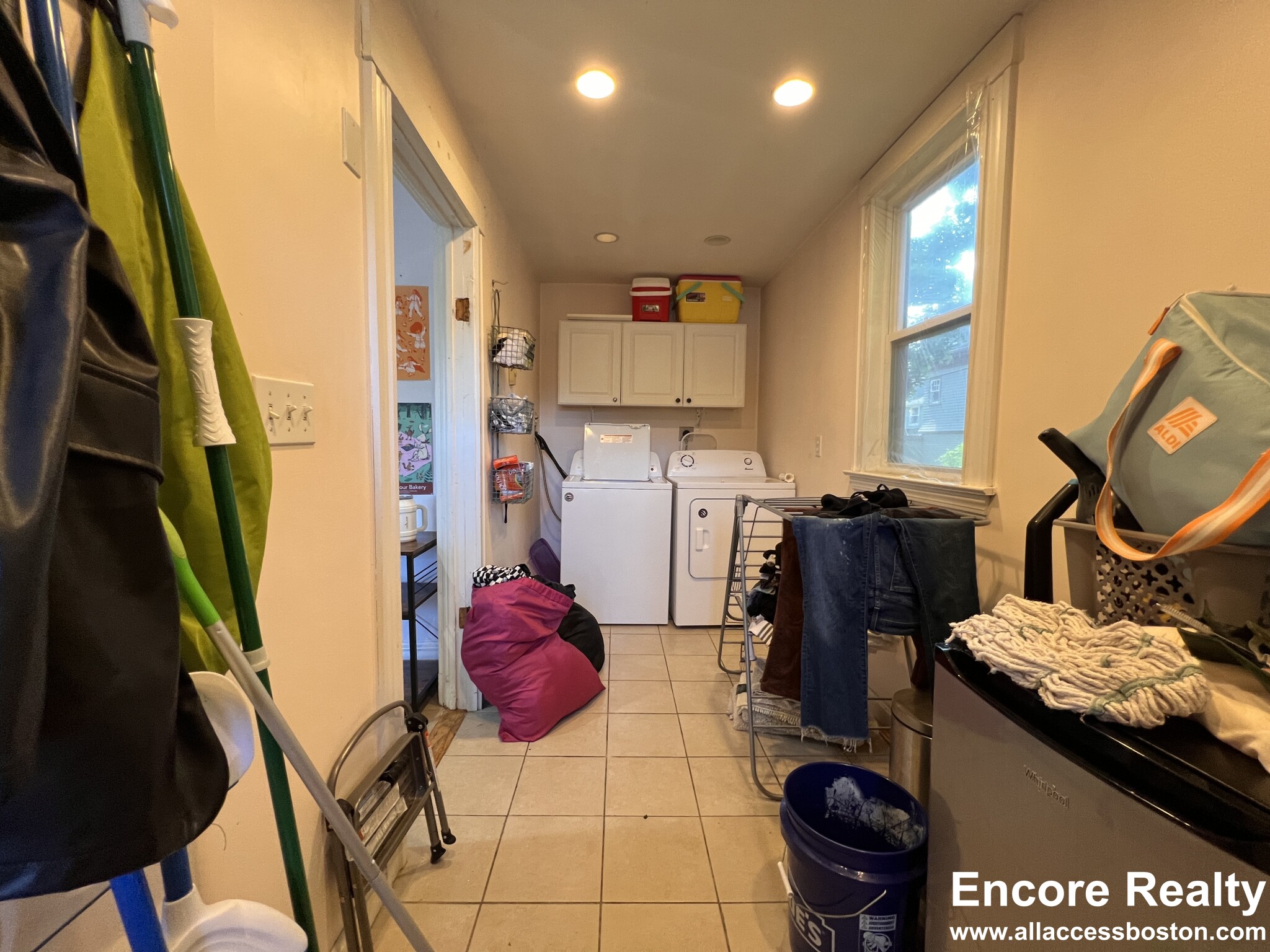 9 Kenwood St, North Brookline