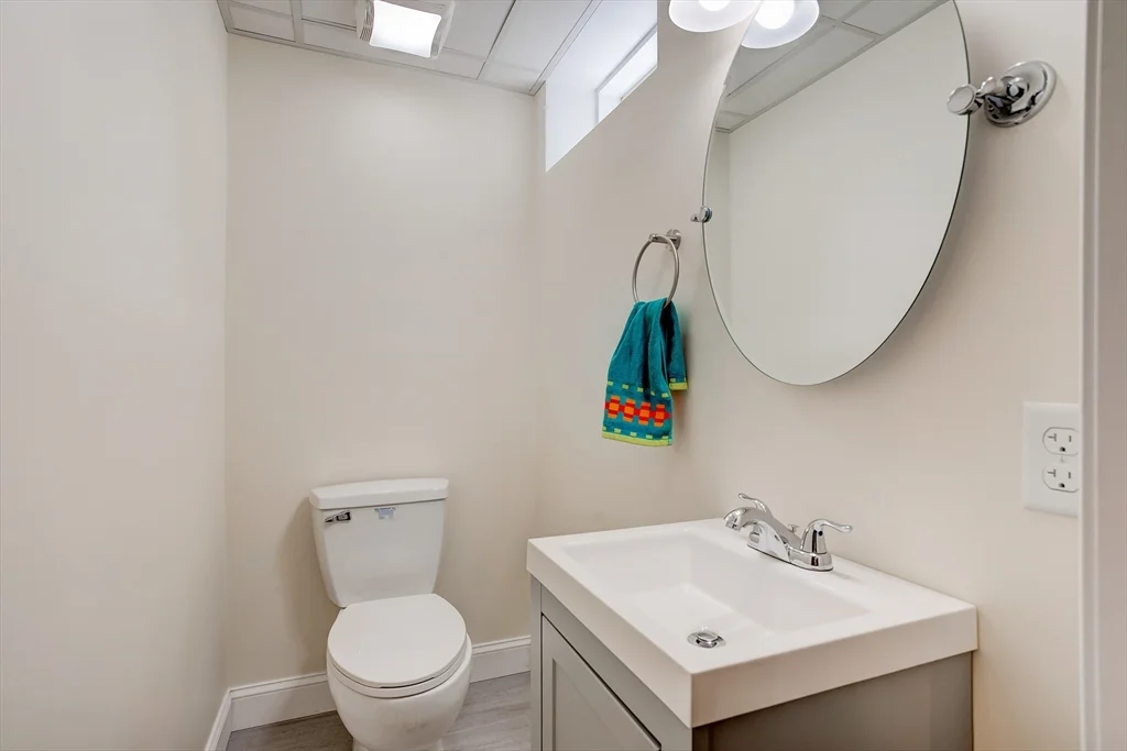 3 Hawthorne St, Woburn