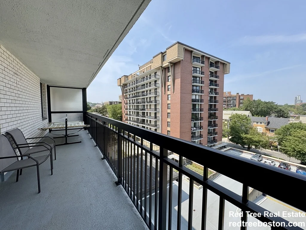 60 Longwood Ave, Coolidge Corner