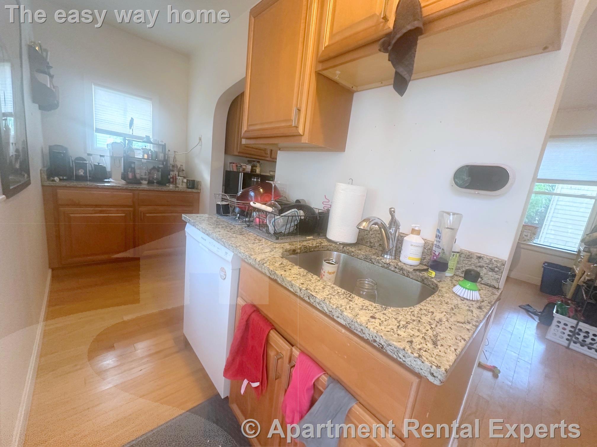 10 Rogers Ave, Davis Square