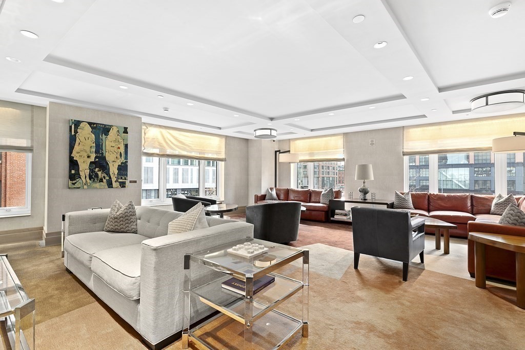 100 Lovejoy Wharf, North End